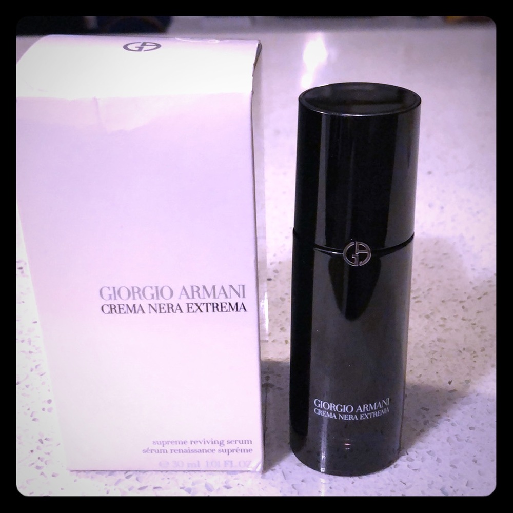 Giorgio Armani Crema Nera Extrema